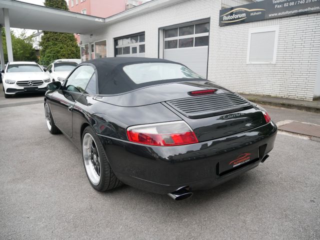996
