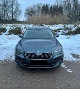 Skoda Superb 2.0 TDI SCR DSG Style Style - Skoda Superb mit Diesel-Antrieb: Limousine