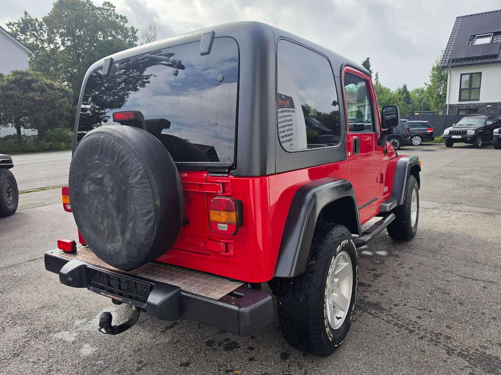 JEEP WRANGLER TJ 2.4 16V PERFEKTER ZUSTA | 143 ch | 4X4 | BVM | PACK SPORT | VOLANT EN CUIR