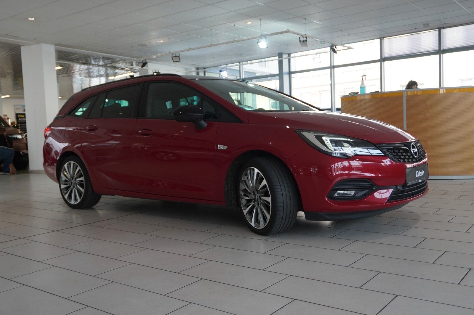 Fahrzeugabbildung Opel Astra K ST 1.5D ULTIMATE NAVI/SH/KAMERA/BOSE/AHK