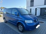 Volkswagen T5 Multivan 2.5 TDI - Volkswagen T5 Multivan in Frankfurt (Main)