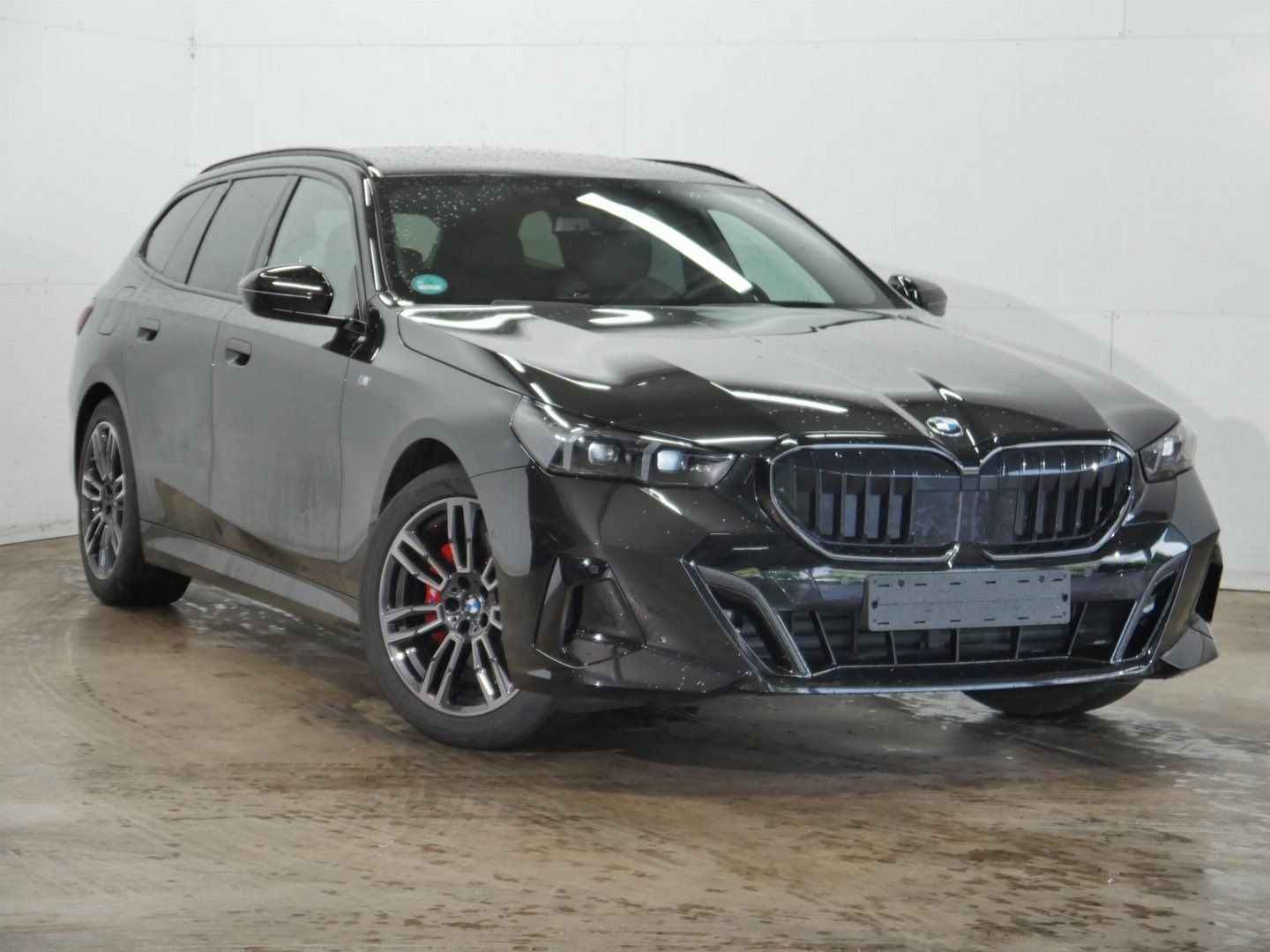 Fahrzeugabbildung BMW 520d xDrive M Sportpaket pro | 19" LMR | Bowers