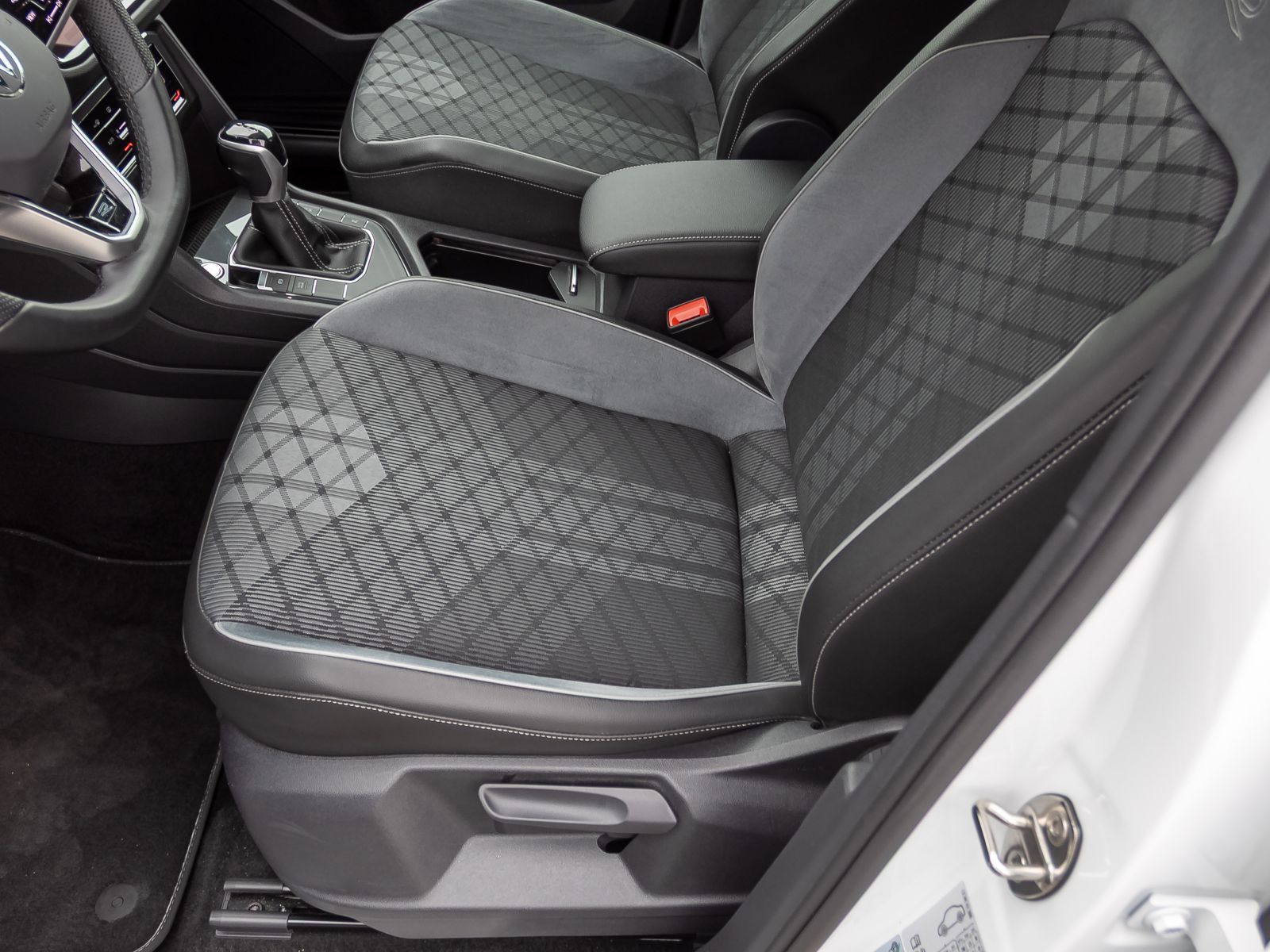 Volkswagen Tiguan - Bild 14