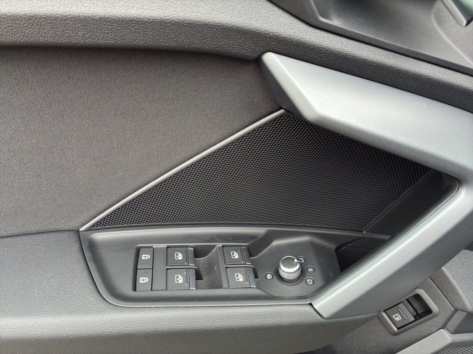 Fahrzeugabbildung Audi A3 Sportback 40 TFSI Kamera,LED,Matrix,Navi,PDC