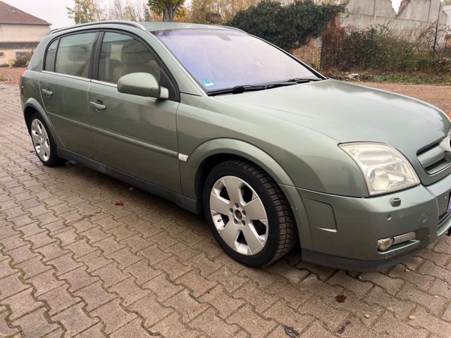 Opel Signum 2.2 Direct