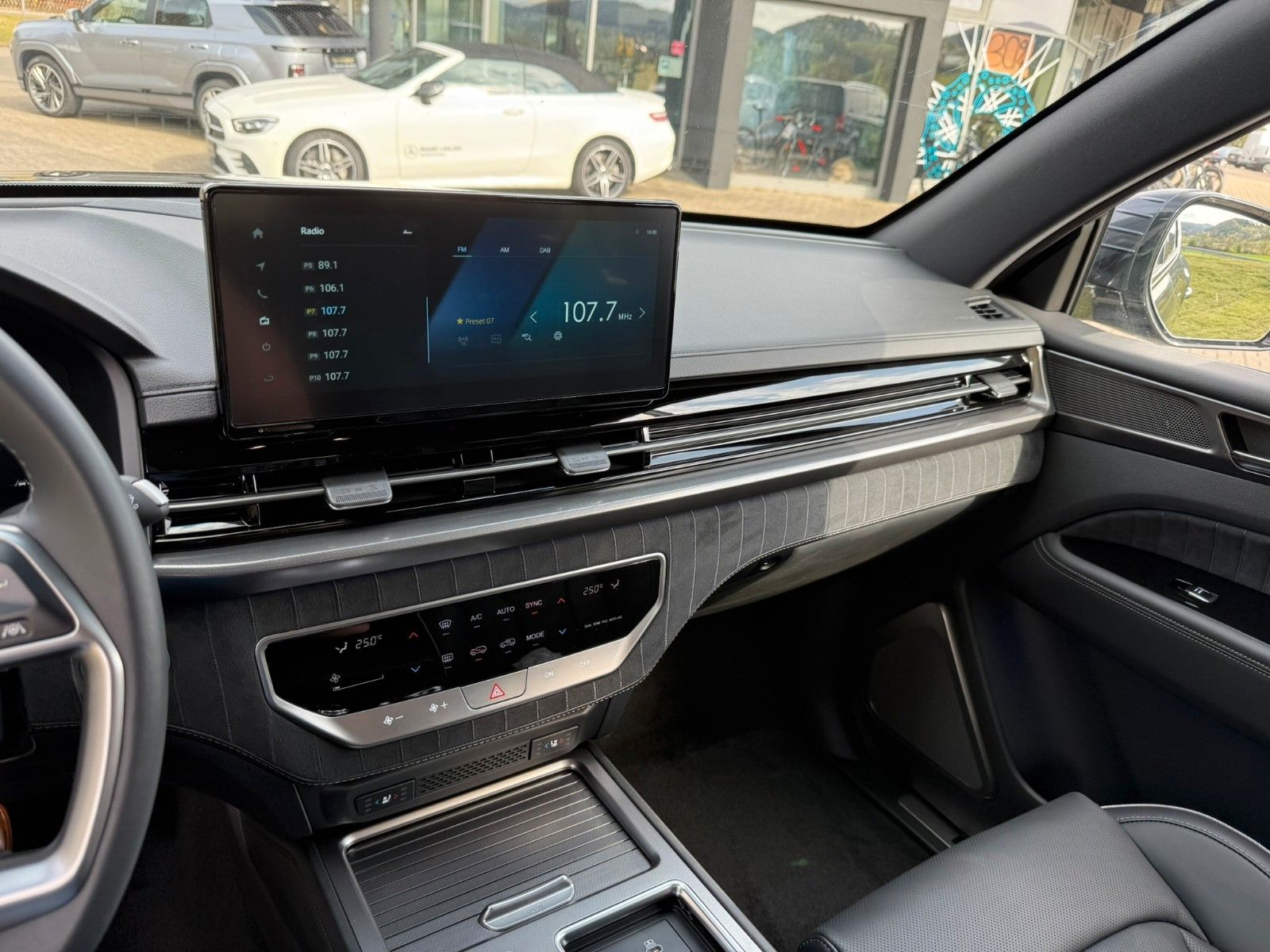 Fahrzeugabbildung KGM REXTON+LUX+360*KAMERA+LEDER+20ZOLL+ALLRAD+MEMORY