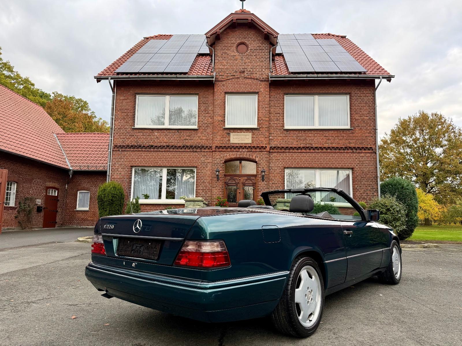 Mercedes-Benz E 220 W124 Cabriolet *Final Edition* *Deutsch*