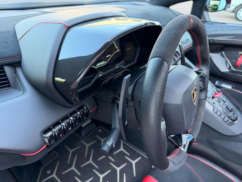 Lamborghini Aventador