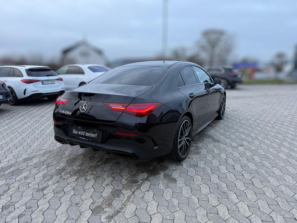 Mercedes-Benz CLA 220 — fotografia 2