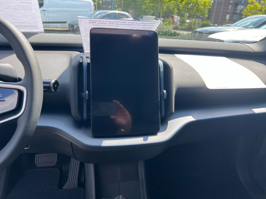 VOLVO EX30 Single Motor Plus,Winter-Paket.Dunkle Verg. VOLVO EX30 Single Motor Plus,Winter-Paket.Dunkle Verg.