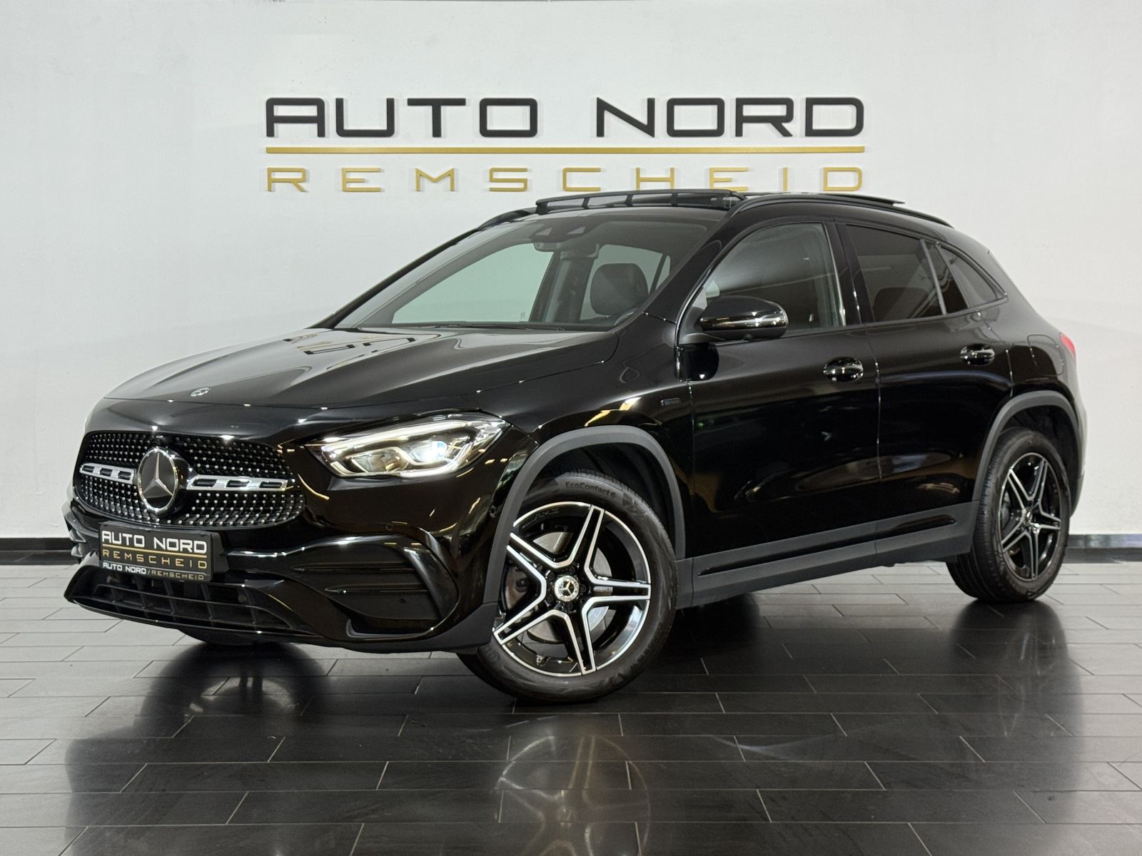 Mercedes-Benz GLA 250 e AMG*1.Hand*Pano*360°*Ambiente*DCT*