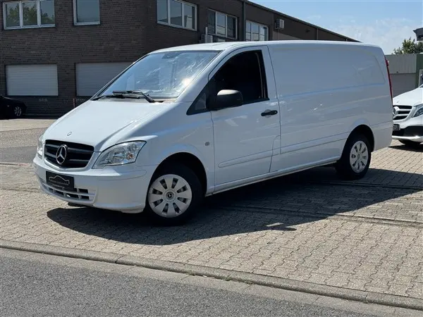 Mercedes-Benz Vito Kasten 110 CDI lang * AHK * Sortimo *