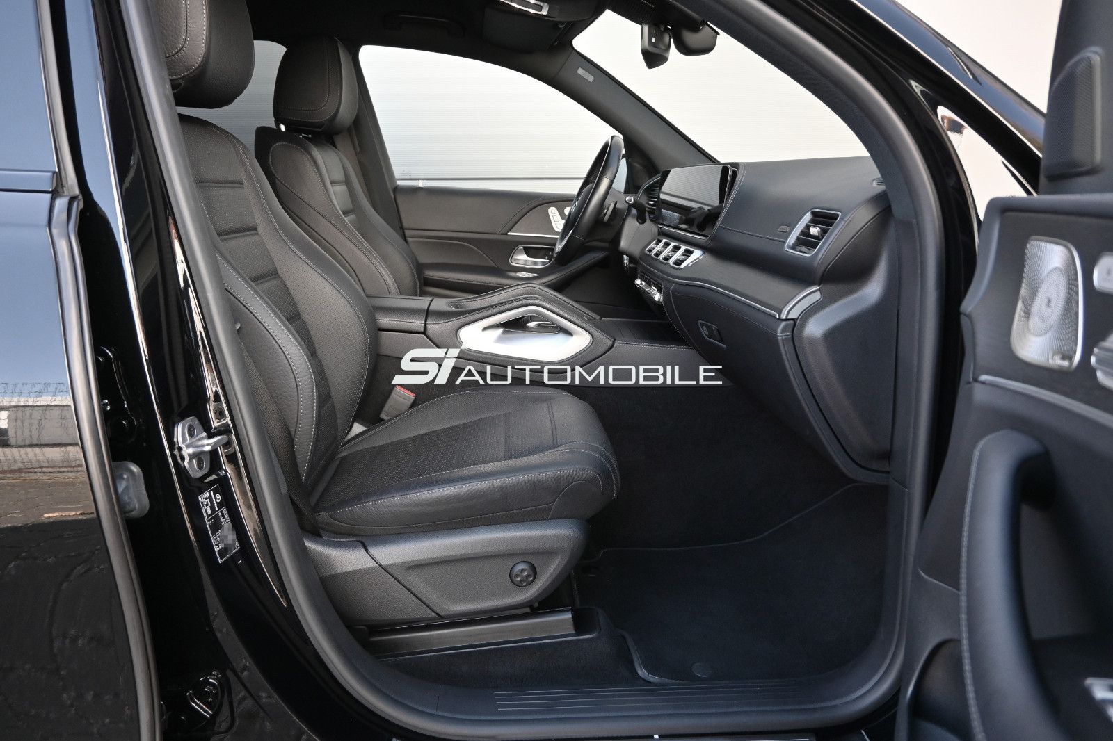 Fahrzeugabbildung Mercedes-Benz GLE 400 d 4MAT. AMG °ACC°AHK°STANDHZ°HUD°NIGHT°