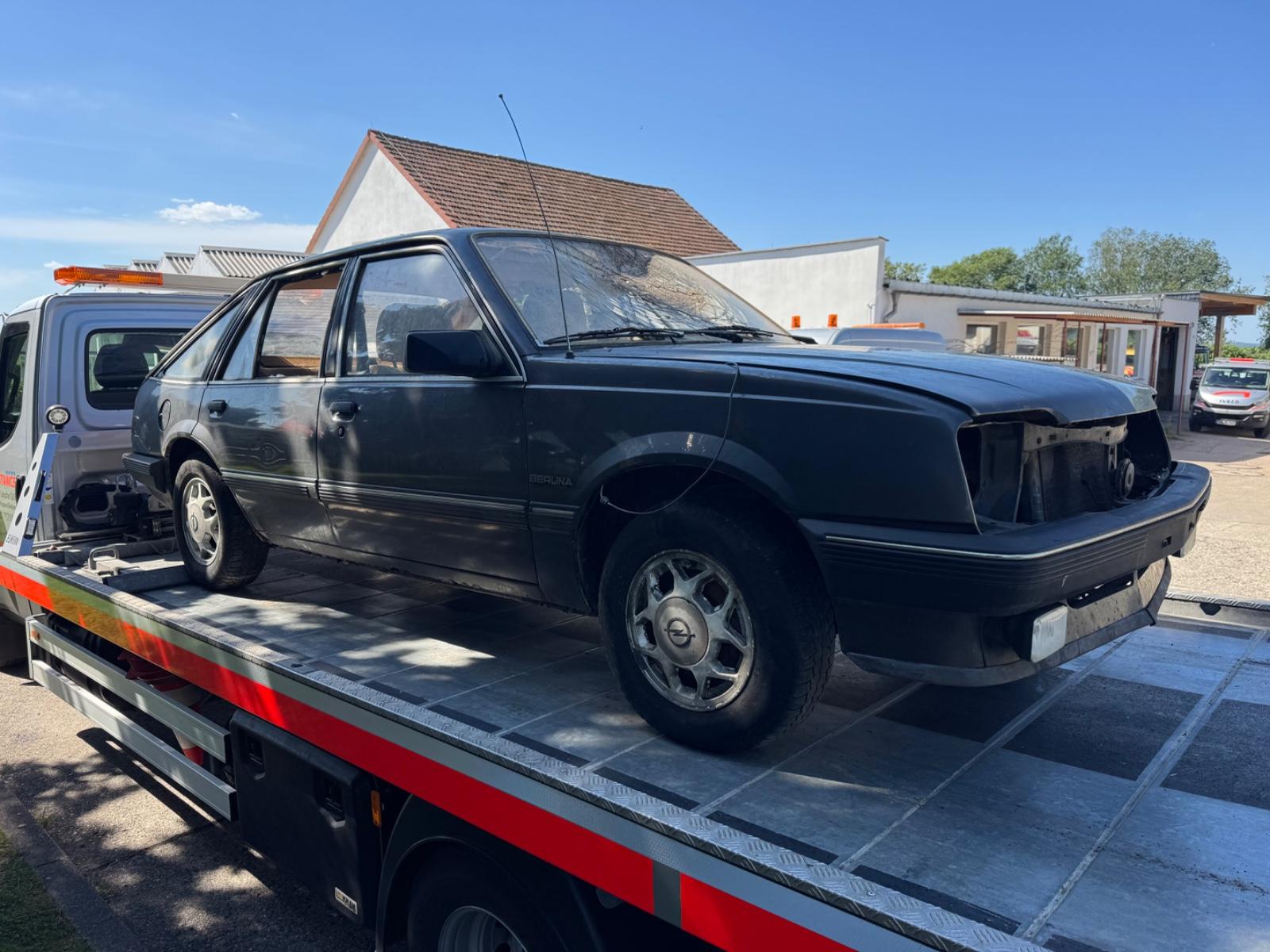 Opel Ascona 1.6 S Berlina