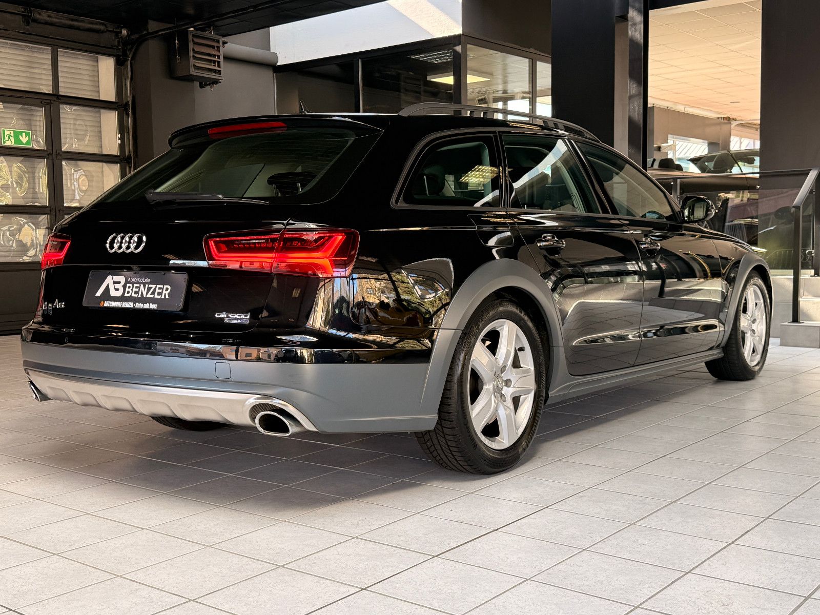 Fahrzeugabbildung Audi A6 Allroad quattro 3.0 TDI/ACC/KAMERA/LED/LEDER