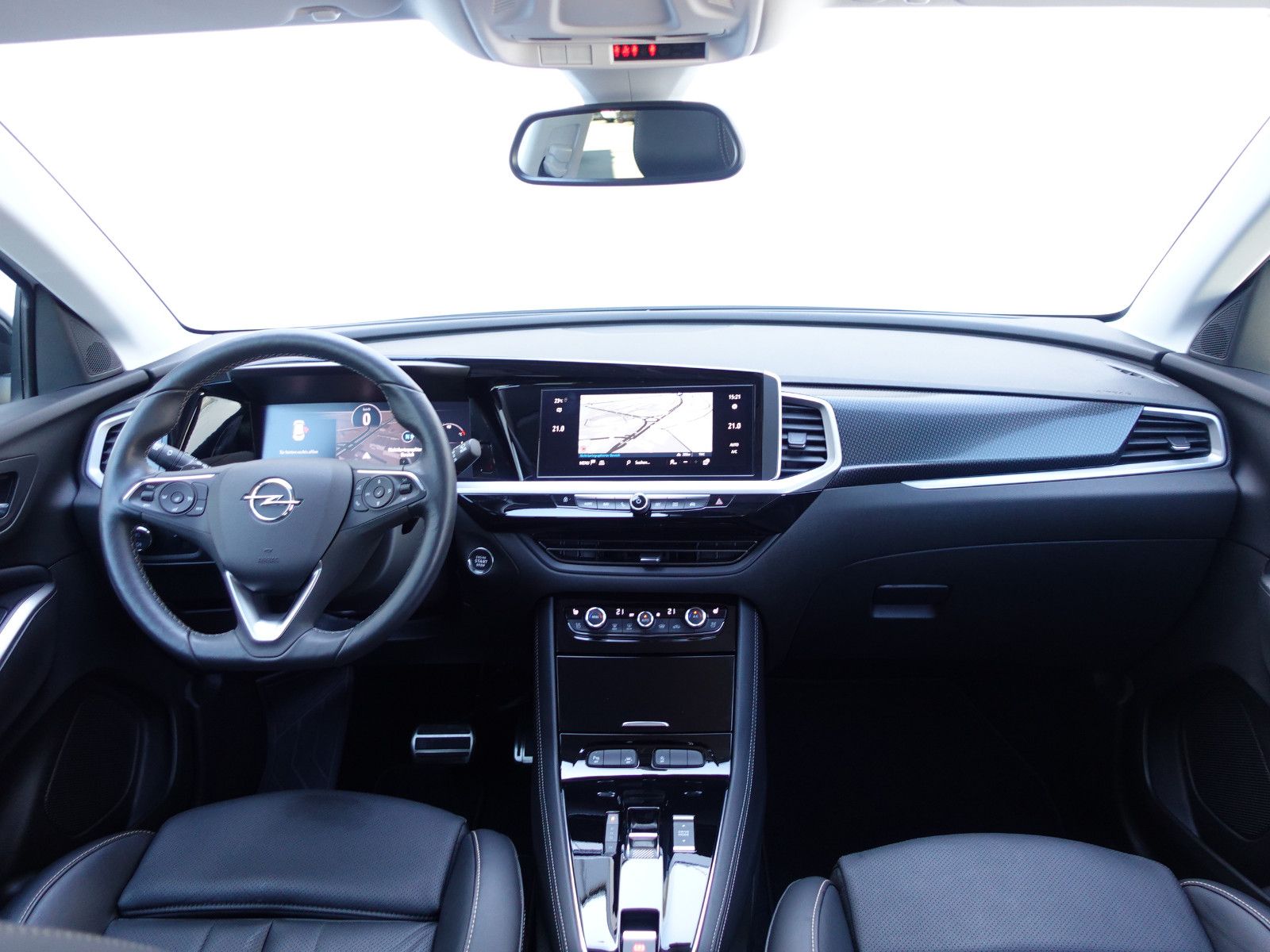 Fahrzeugabbildung Opel Grandland 1.2Turbo  Elegance Automatik  Navi,SHZ