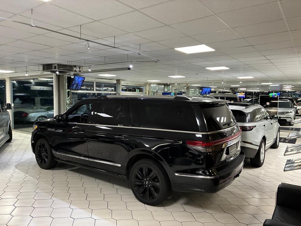 Lincoln Navigator