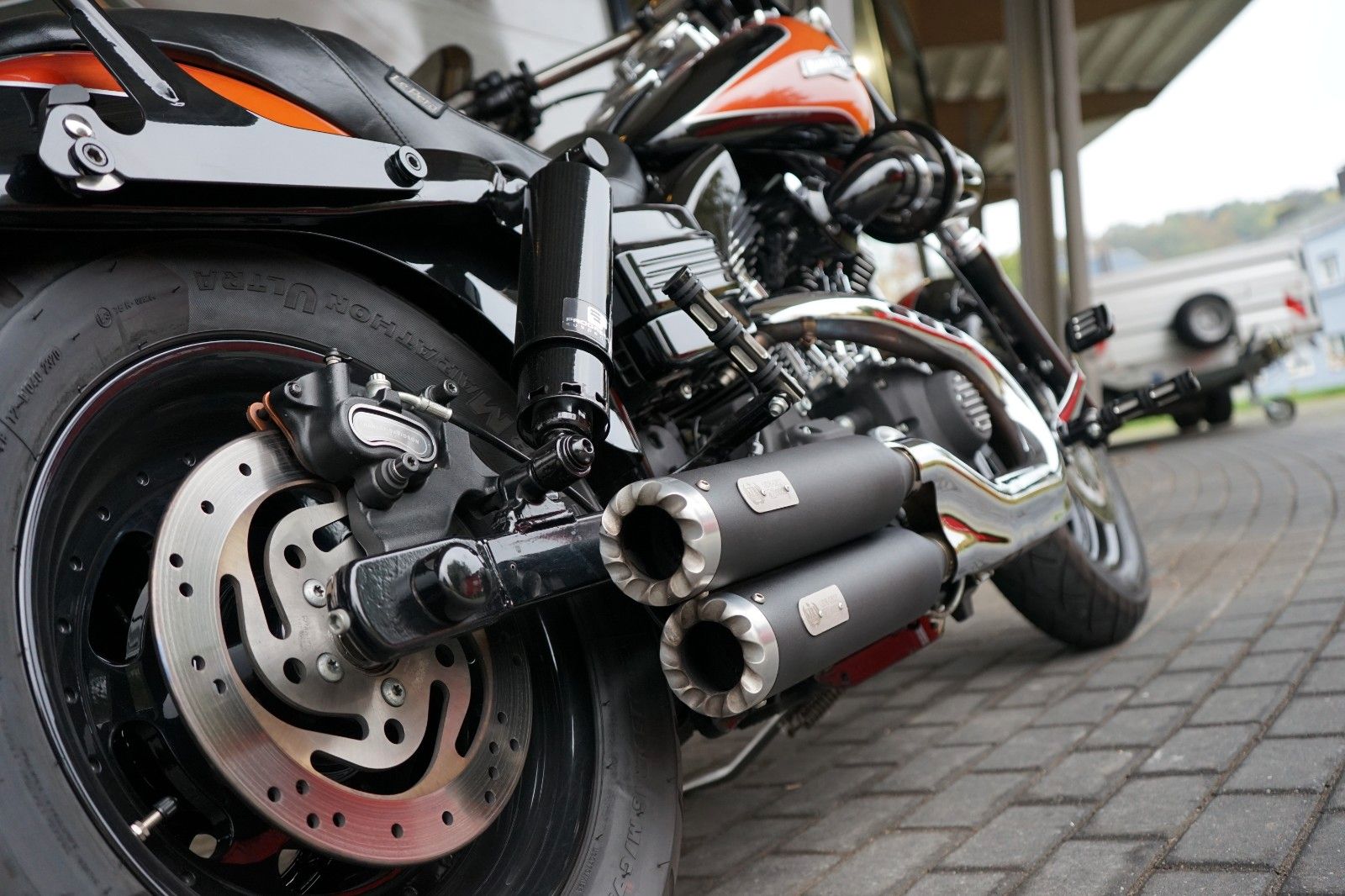 Fahrzeugabbildung Harley-Davidson Dyna Fat Bob 96cui - Custom Paint - HD-Parts