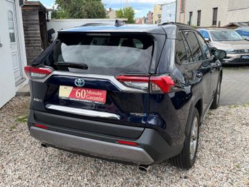 Toyota RAV 4 - 8