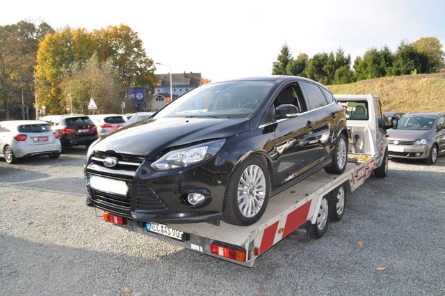 Ford Focus Lim. Titanium/Automatik