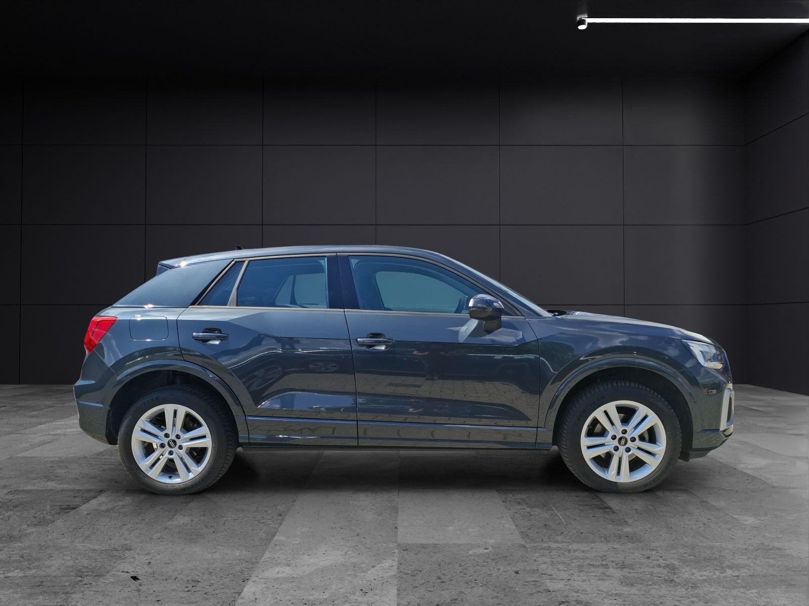 Fahrzeugabbildung Audi Q2 35 TFSI advanced S-tronic Matrix AVC Navi ACC