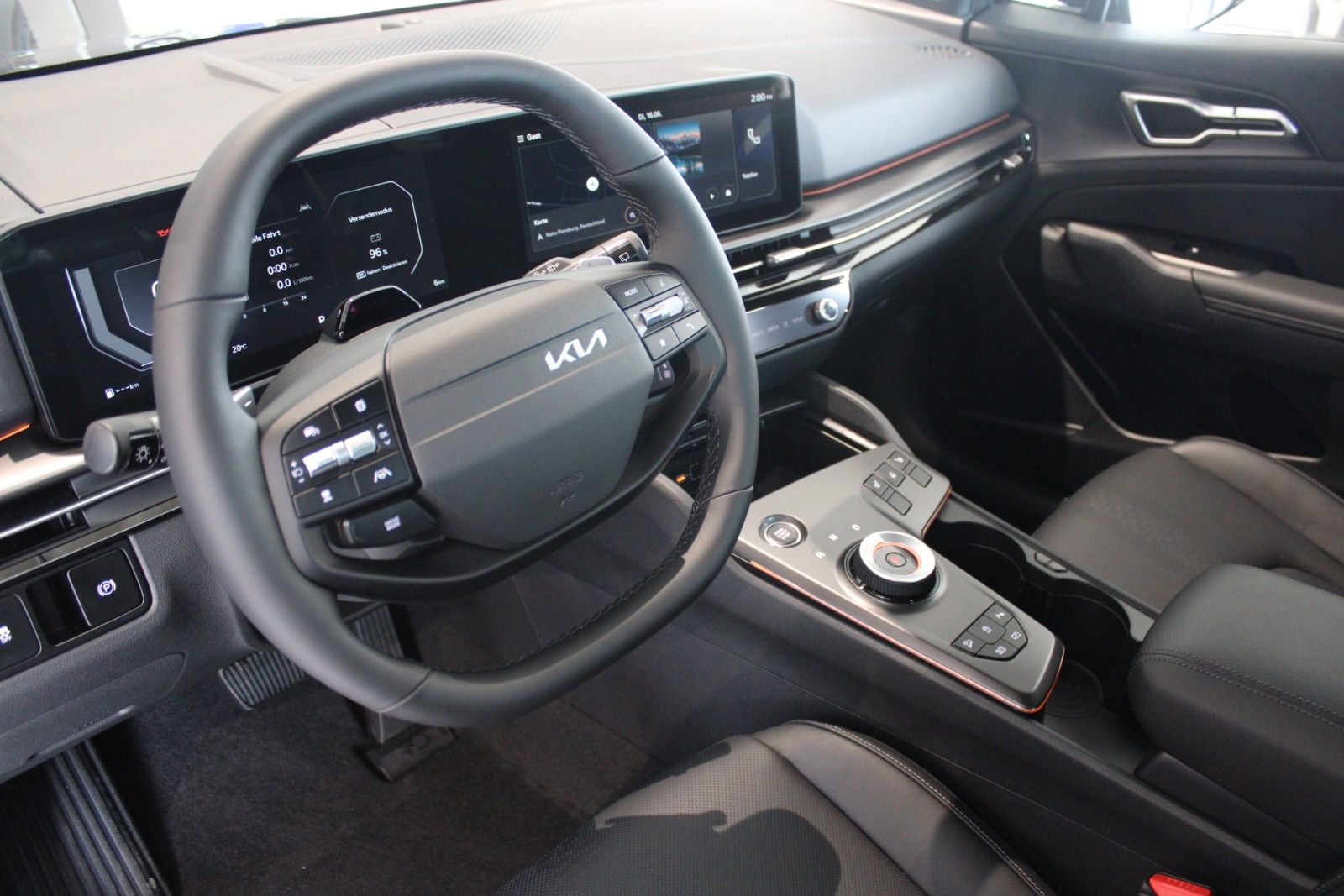 Fahrzeugabbildung Kia Sportage 1.6 T-GDI DCT Automatik Black Edition