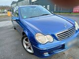 Mercedes-Benz C220 CDI Avantgarde - Mercedes-Benz C 220 aus 2004 mit Diesel-Antrieb: Kombi
