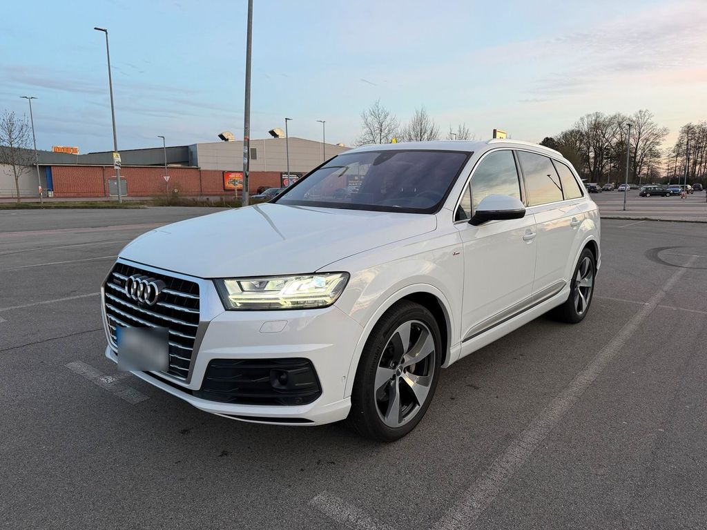 Image of Audi Q7