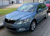Skoda Octavia Lim. Elegance - Skoda Octavia aus 2011: Elegance