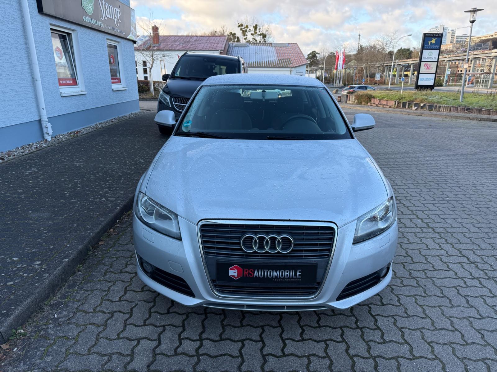 Audi A3 Sportback 1.4 TFSI Attraction*Xenon*1.Hand