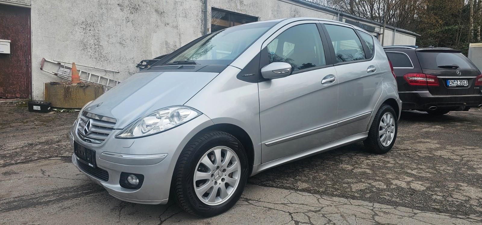 Mercedes-Benz A 170 Elegance Xenon Klima Sitzheizung Navi DAB+