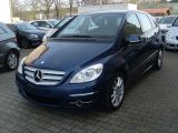 Mercedes-Benz B 150 Akt. Park-Ass / Sportpaket / Sitzheizung - Mercedes-Benz B 150 mit Benzin-Antrieb