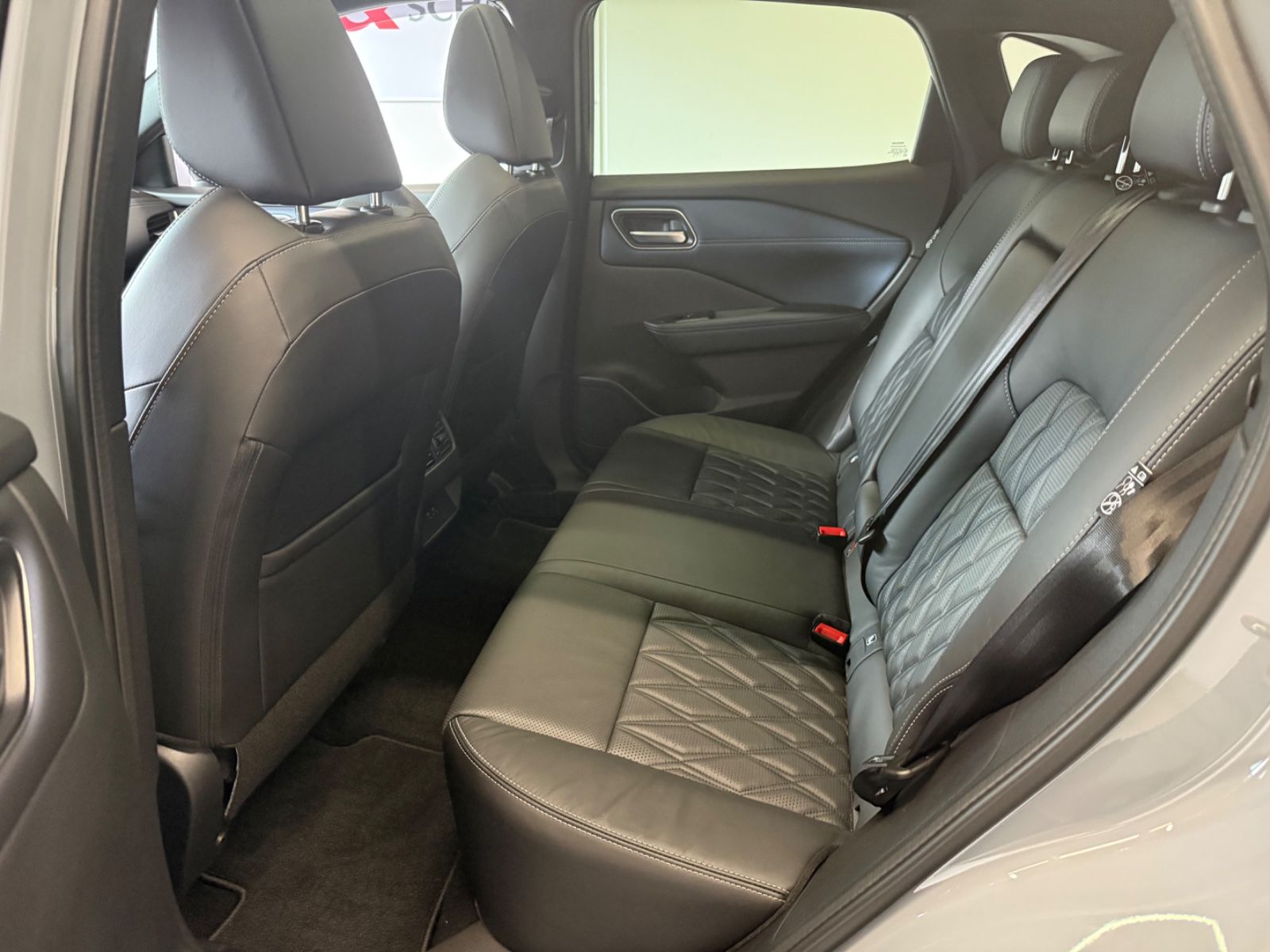 Fahrzeugabbildung Nissan Qashqai Tekna+ e-Power, 360° Kamera, Navi, WP,