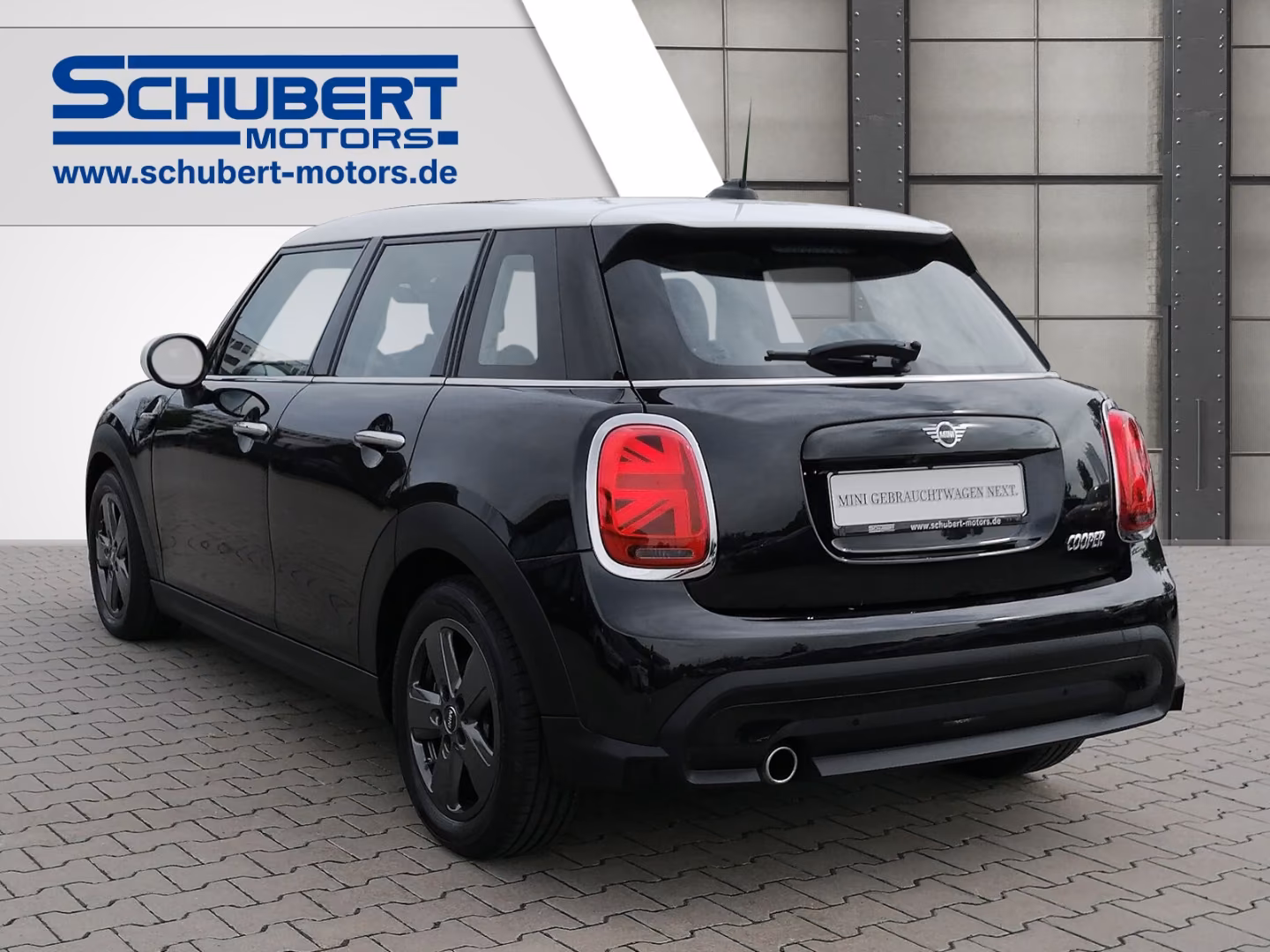 MINI Cooper 5-Türer Classic Trim HUD Panodach Navi Le