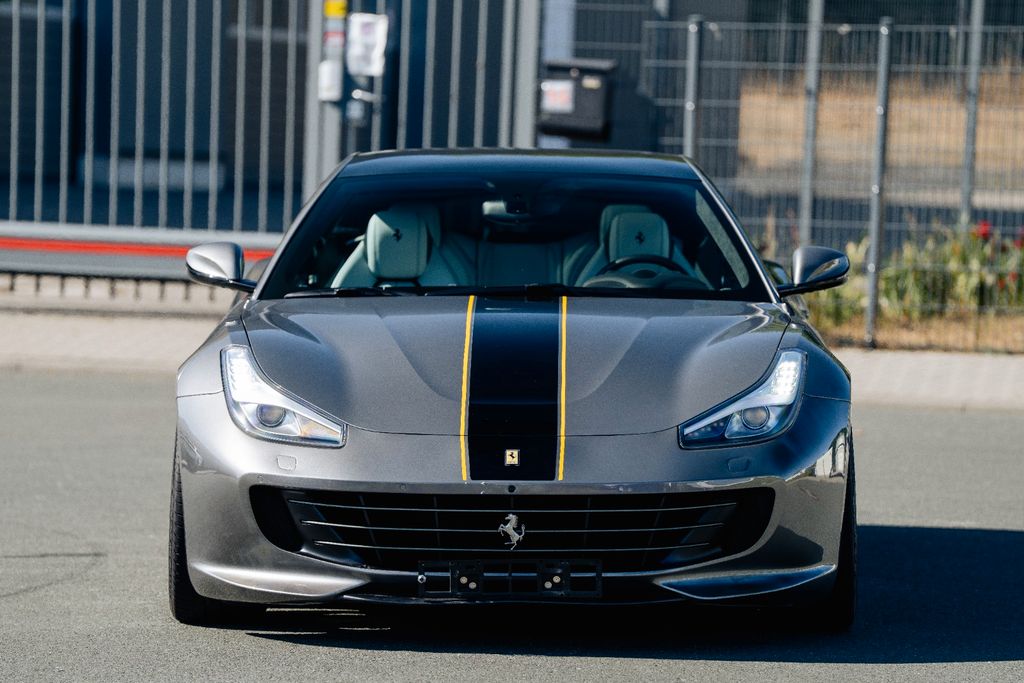 Angebot ansehen Ferrari GTC4Lusso