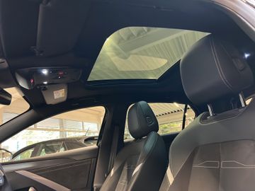 Fotografie 14 des Opel Astra 5T Ultimate Automatik Navi Schiebedach AHK