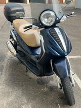 Piaggio Beverly 125ccm - ROLLER 125 CCM
