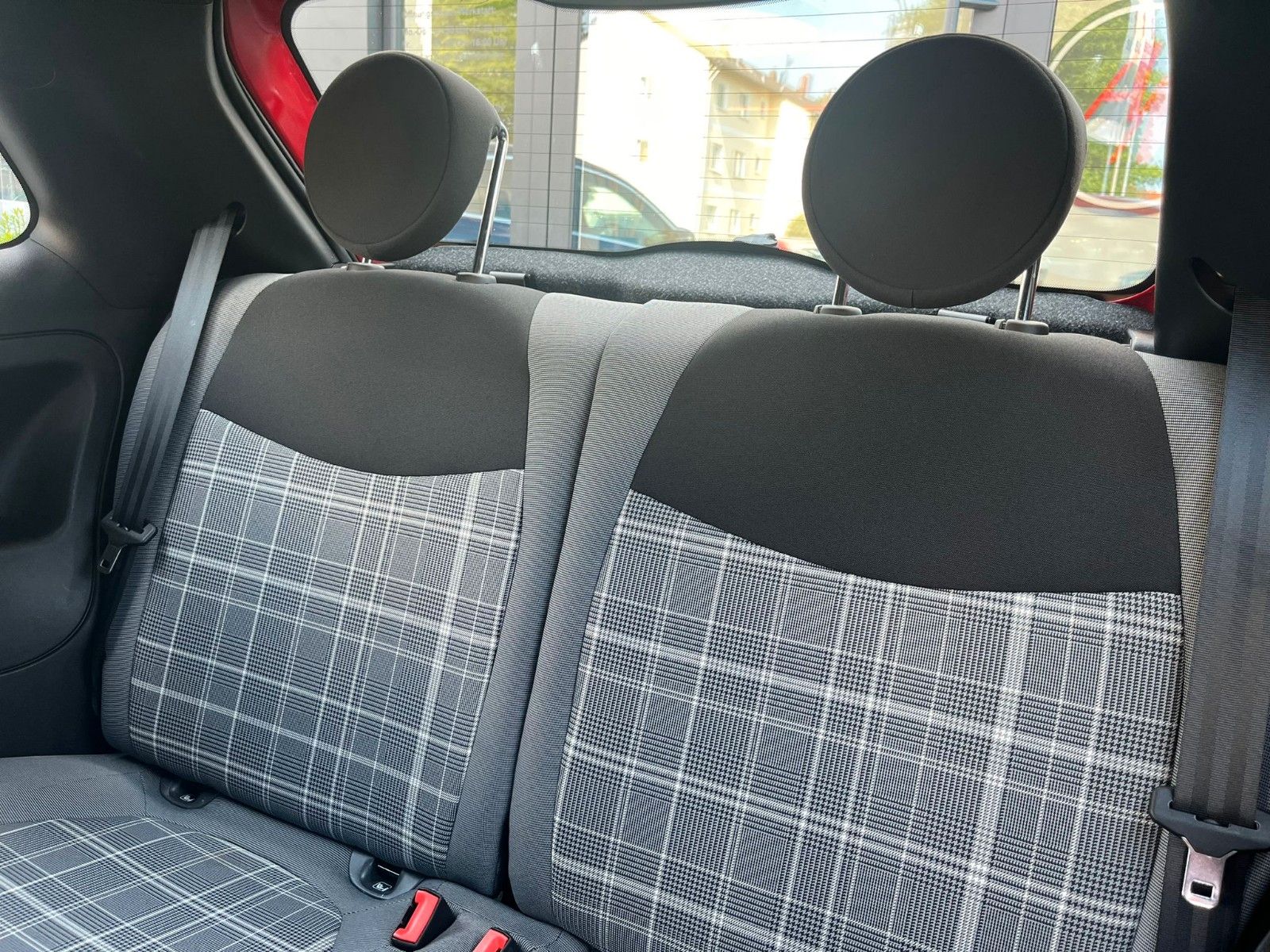 Fahrzeugabbildung Fiat 500 Lounge*Allwetter*