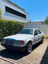 Mercedes-Benz Mercedes W124 250D | H-Zulassung - Mercedes-Benz 250: W124 D