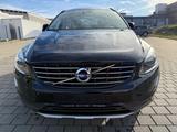 Volvo XC60  Momentum AWD NAVI*LEDER*XEN*EURO6*STHZG - Volvo XC60 Gebrauchtwagen in Stuttgart