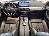 BMW 540d xDrive HUD/Laser/AHK/Park&DriveAs/SportSitz - BMW 540 mit Diesel-Antrieb: Automatik