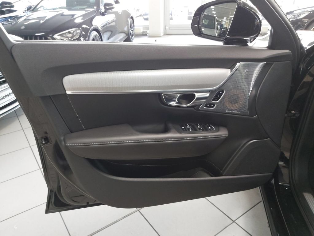 Volvo V90 D5 Inscription AWD LUFT STANDH AHK MEMORY