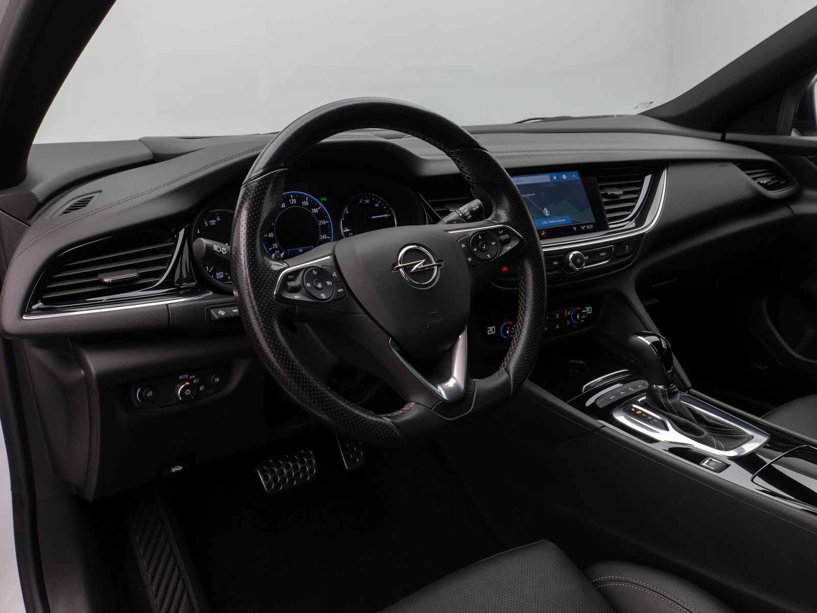 Fahrzeugabbildung Opel Insignia B Sports Tourer GS Line Plus 4x4 Kamera