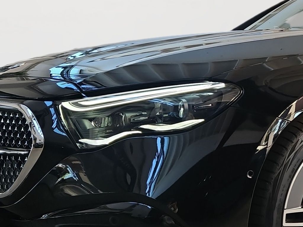 Fahrzeugabbildung Mercedes-Benz E 220 d AMG AHK Distronic+ Pano LED 360° Memory