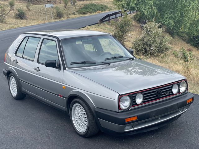 Volkswagen Golf MK2 GTI 8V