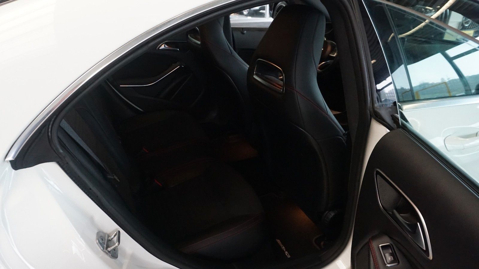 Fahrzeugabbildung Mercedes-Benz CLA 200 AMG