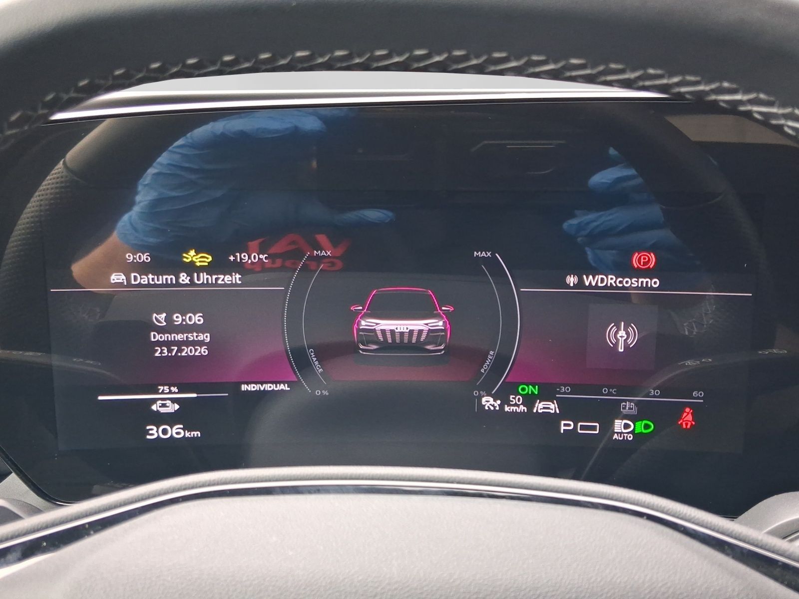 Audi SQ6 e-tron - Bild 10
