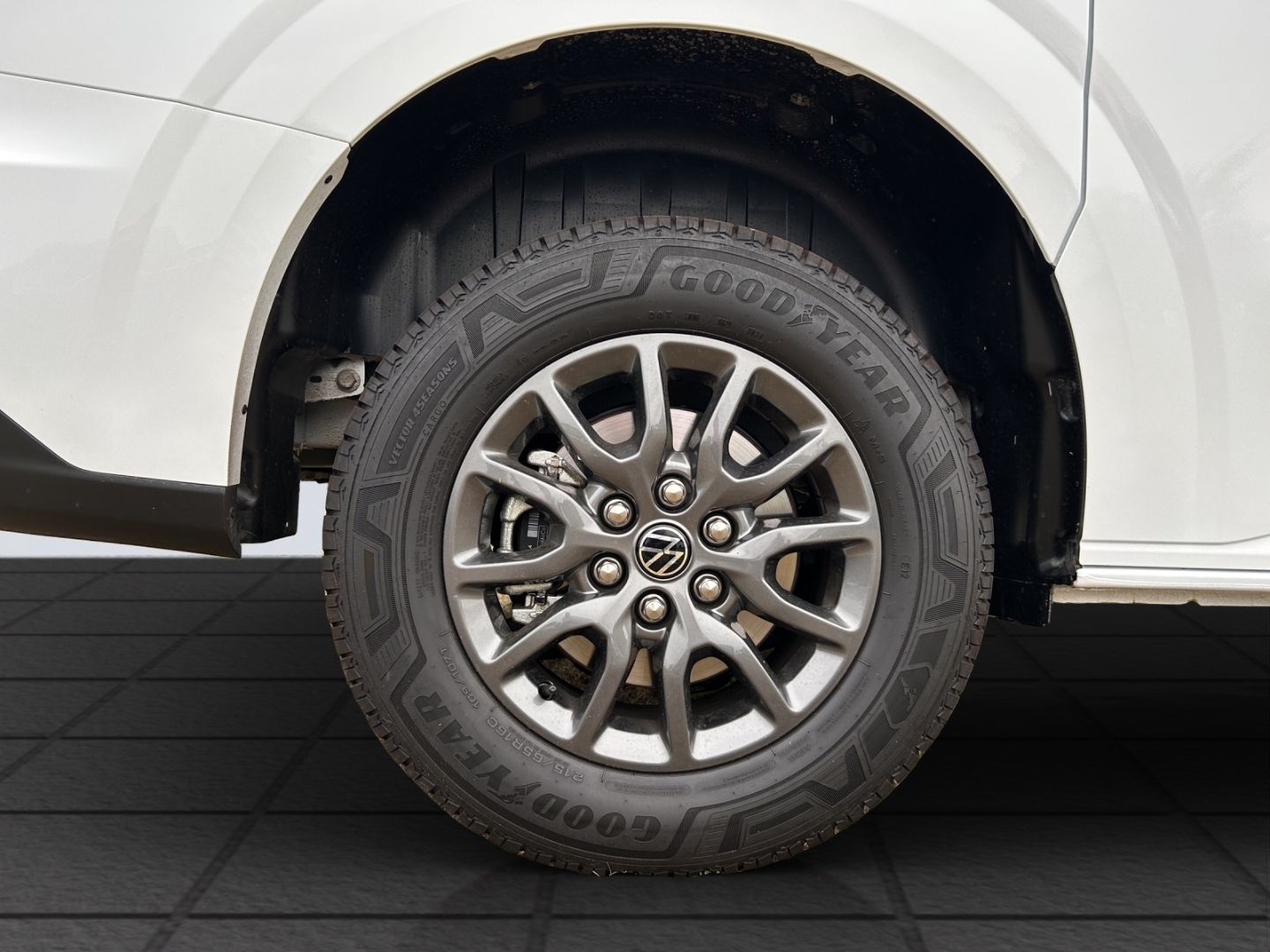 Transporter Kasten 2,0l TDI Automatik AHK Navi K