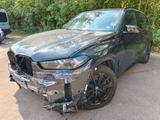 BMW X5 M60i M-PRO Luft/DriAssProf/Pano/Massage/NP144 - BMW Unfallwagen