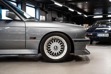 1988 BMW M3 — фото 8